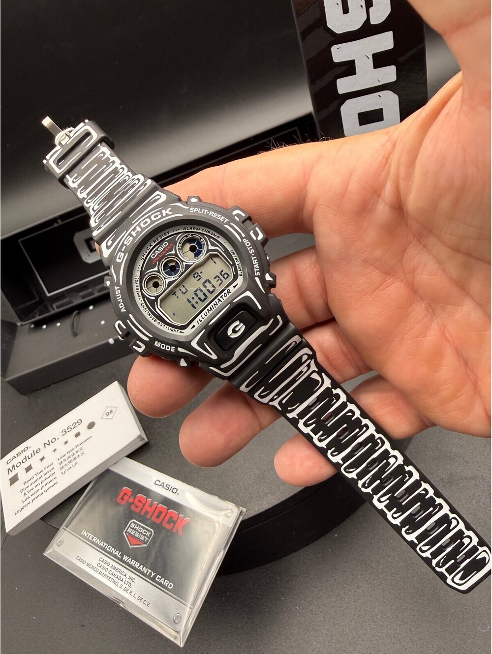Casio G-Shock digital watch with metal band Model 6900